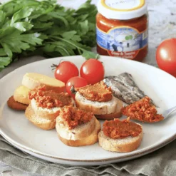 Ferrigno Sun Dried Tomatoes with Anchovies Spread 110g