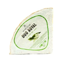 Renard Gillard Brie de Meaux 1/4 with Wild Garlic 700g
